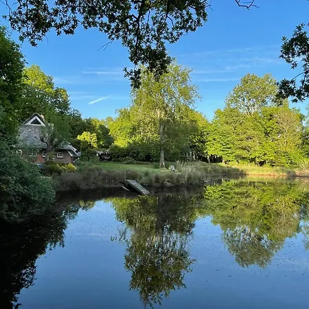Reetdachhaus Am Ostfrisland アパート