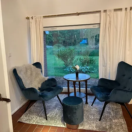 Reetdachhaus Am Ostfriesland