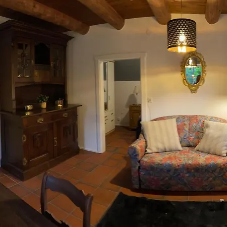 Διαμέρισμα Reetdachhaus Am Ostfriesland